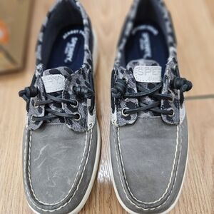 Sperry boat shoe